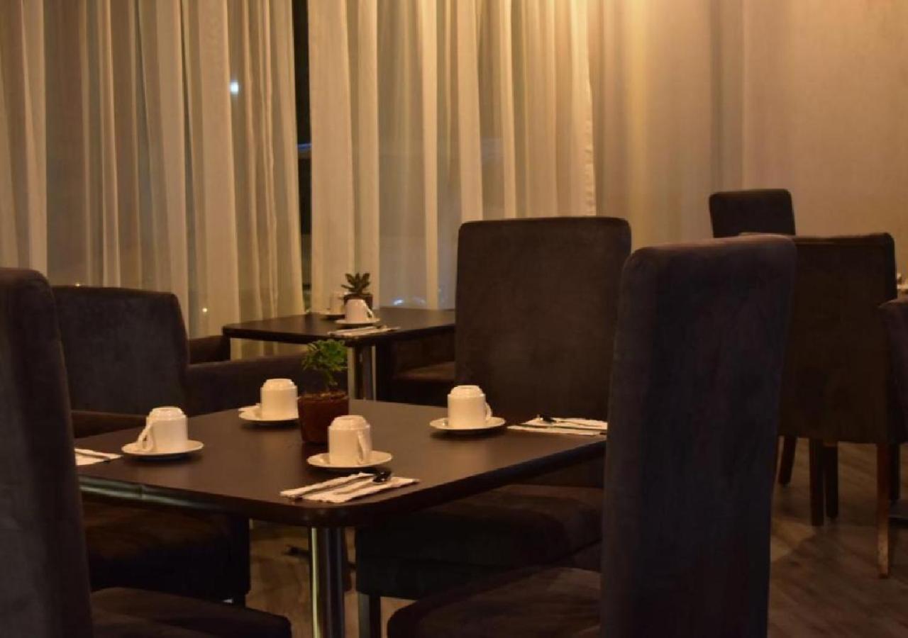 Esduma Hk Hotel Pachuca Esterno foto