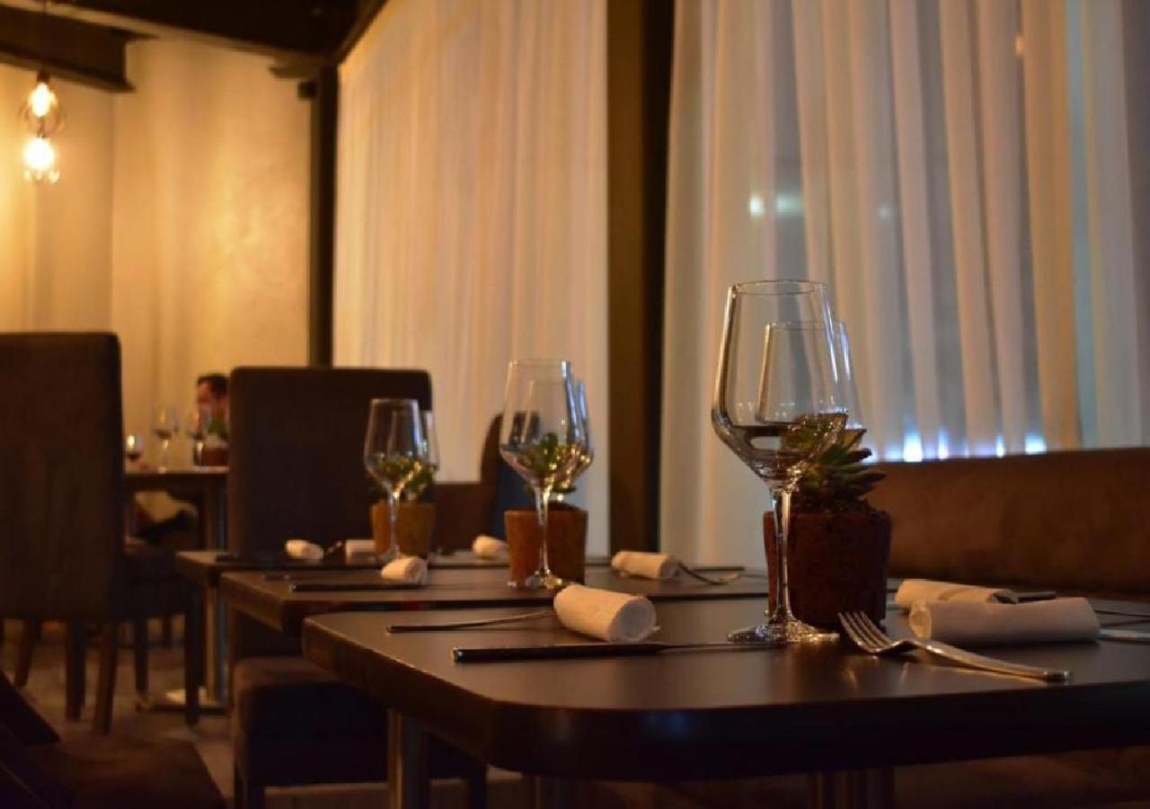 Esduma Hk Hotel Pachuca Esterno foto