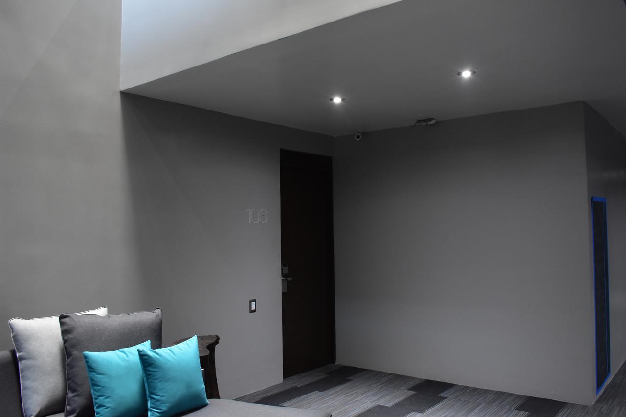 Esduma Hk Hotel Pachuca Esterno foto