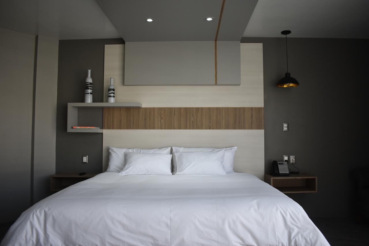 Esduma Hk Hotel Pachuca Esterno foto