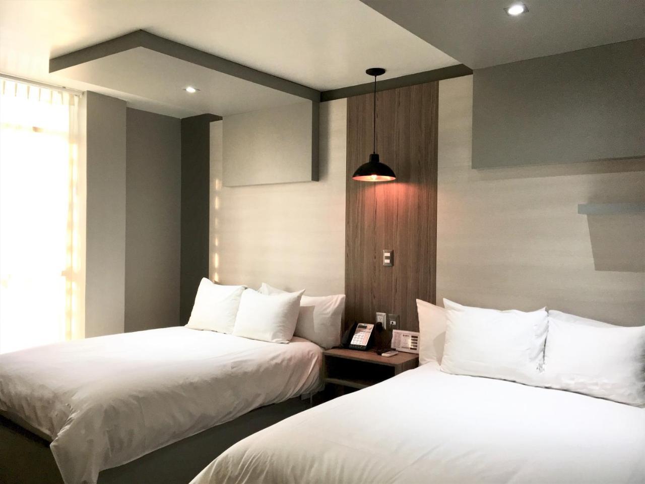 Esduma Hk Hotel Pachuca Esterno foto
